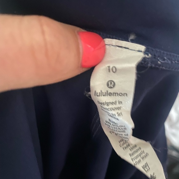 Lululemon Cropped Leggings - Picture 6 of 6